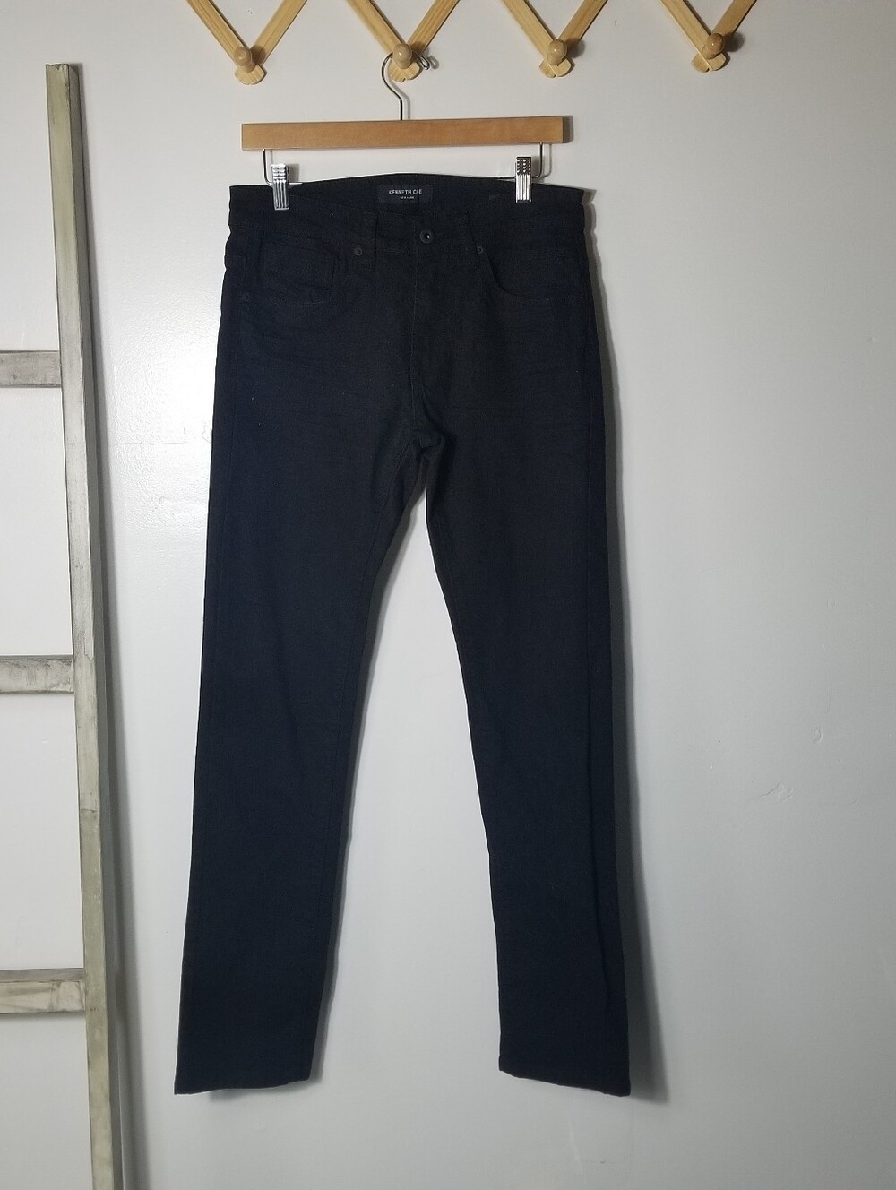 KENNETH COLE MEN'S SLIM FIT BLACK JEANS SIZE 30X32